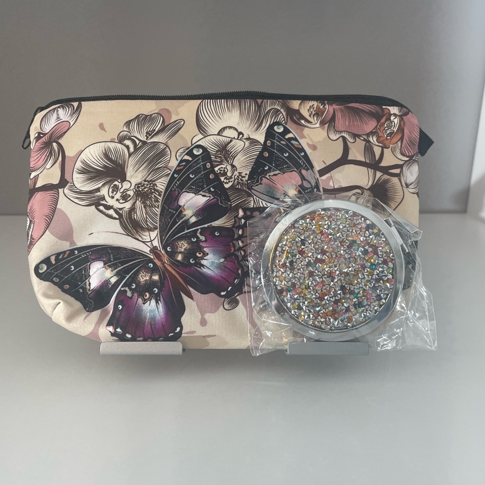 NWOT Cosmetic Bag with Glamour Mirror